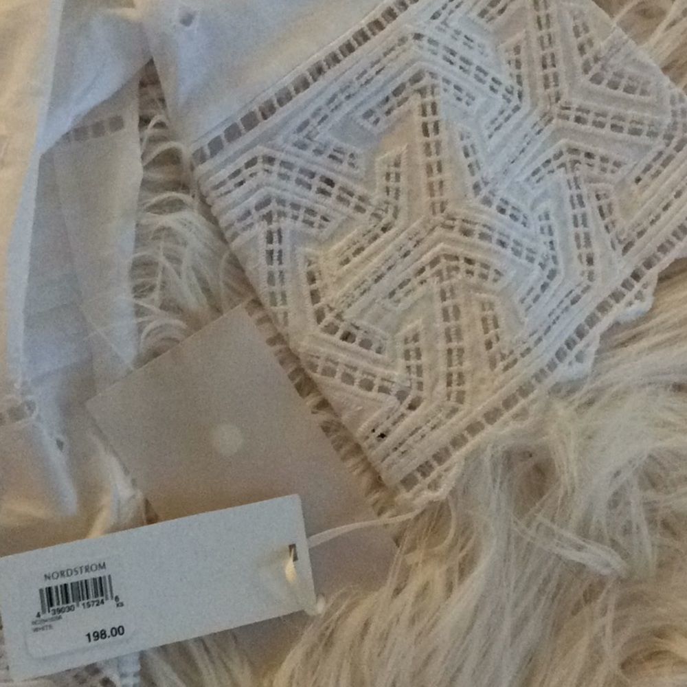 💞NORDSTROM Collection 💞stunning eyelet blouse - Picture 13 of 16